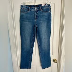 Talbots New 12 Women's Flawless Five Pocket Straight Jeans in Medium Blue Wash